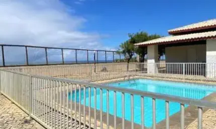 Seu Refúgio dos Sonhos em Arembepe! Village Duplex 2 suítes à Venda – Condomínio Pé na Areia
