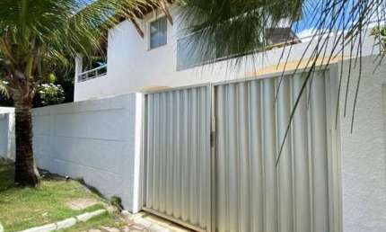 Apresentamos uma casa super aconchegante e arejada, ideal para quem busca conforto, lazer e uma excelente localização.