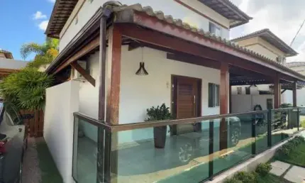 Casa à Venda em Condomínio Fechado – Vilas de Abrantes 4 Quartos | 2 Suítes | Recém Reformada | Alto Padrão