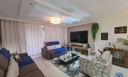 Casa com 3 Pavimentos e Renda! 308,00m² de Área Construída | Av. Alexios Jafet | Jaraguá SP | R$ 1.250.000,00