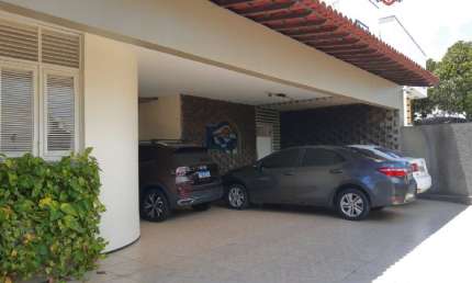 Casa com 4 quartos à venda na Rua Francisco Lorda, 51, Vila União, Fortaleza