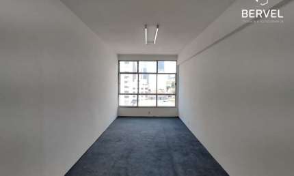 Sala comercial com 1 sala para alugar na Monte Castelo, 18, Centro, Rio de Janeiro por R$ 600