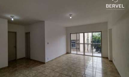 Apartamento com 2 quartos para alugar na Avenida Vicente de Carvalho, 1431, Vicente de Carvalho, Rio de Janeiro por R$ 1.000