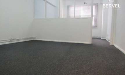 Sala comercial com 2 salas para alugar na Presidente Wilson, 210, Centro, Rio de Janeiro por R$ 400