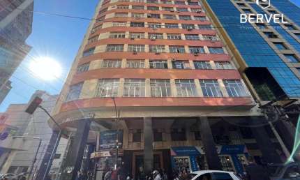 Apartamento com 1 quarto para alugar na Rua Maestro Felício Toledo, 551, Centro, Niterói por R$ 750