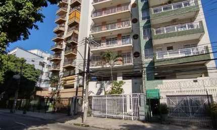 Apartamento com 3 quartos para alugar na Fábio Luz, 70, Méier, Rio de Janeiro por R$ 880