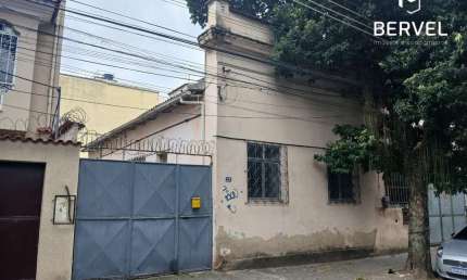 Casa com 2 quartos para alugar na Visconde de Jequitinhonha, 26, Rio Comprido, Rio de Janeiro por R$ 1.500