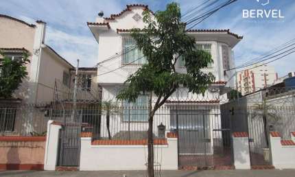 Apartamento com 3 quartos para alugar na Magalhães Castro, 185, Riachuelo, Rio de Janeiro por R$ 1.200