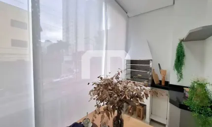 Apartameno a venda de 55 m², 2 dormitórios, ampla sala 2 ambientes com sacada gourmet, e 1 vaga.