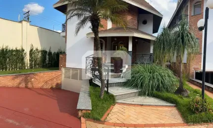 Aluguel de Casa em Condomínio de Luxo na Vila Carrão, São Paulo-SP: 7 Quartos, 7 Suítes e 320m² de Á