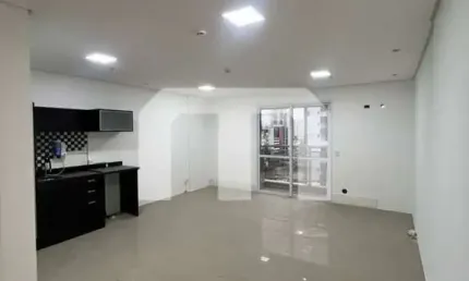 Sala comercial com 34,68 m² , no Jardim Anália Franco.