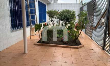 Casa para locação em São Paulo-SP, Jardim Anália Franco: 3 quartos, 1 suíte, 4 salas, 5 vagas, 200m²