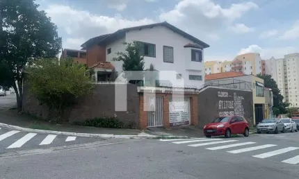 Casa com 3 quartos para alugar na Rua Capitão José Leite, 704, Vila Matilde, São Paulo