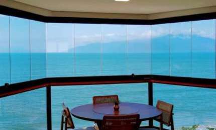 COBERTURA DUPLEX COM 4 SUÍTES, FRENTE MAR - PRAIA DE MARTIM DE SÁ