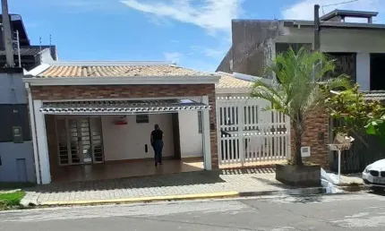 Casa com 3 quartos à venda na Rua Adolfo João Tralde, 300, Parque da Represa, Jundiaí