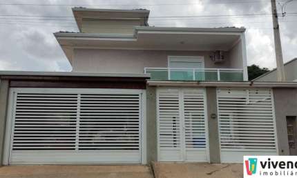 SOBRADO À VENDA NO RESIDENCIAL QUINTA DAS VIDEIRAS EM LOUVEIRA!!