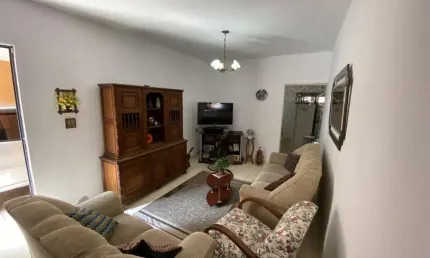 CASA À VENDA PARA PONTO COMERCIAL NO BAIRRO VIANELO EM JUNDIAÍ!