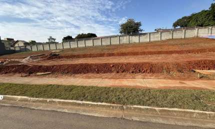 LOTE DE 300M² À VENDA NO CONDOMÍNIO CAMPOS DE MEDEIROS!