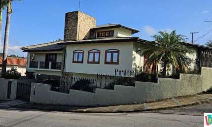 CASA À VENDA COM 03 QUARTOS NO JARDIM SALESSI, EM ITATIBA!