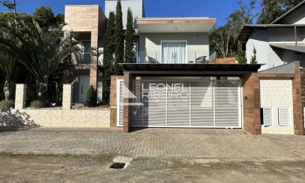 Casa com 3 dormitórios à venda no bairro Das Nações em Timbó/SC