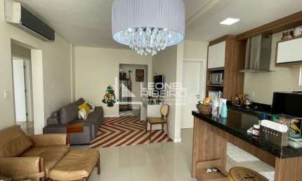 Apartamento à venda com 3 dormitórios no bairro das Naçoes em Timbó-SC