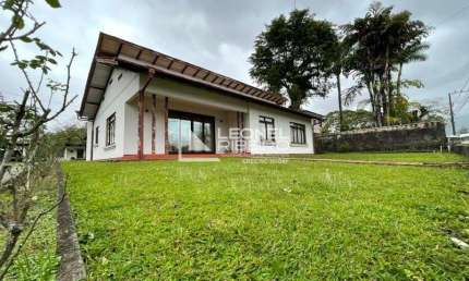 Casa com 3 dormitórios à venda no bairro Imigrantes em Timbó/SC