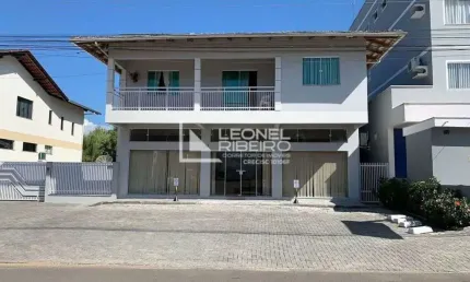 Casa com 3 dormitórios à venda no bairro Capitais em Timbó/SC