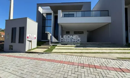 Casa Sobrado com 3 dormitórios suítes à venda, 168,57 m² no bairro Das Capitais - Timbó/SC