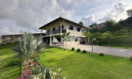 Casa à venda com 5 dormitórios, 249,79m² no bairro Rio Morto em Indaial/SC