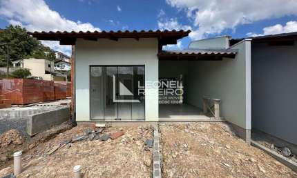 Casa com 2 dormitórios à venda, 76,20 m² no bairro Dos Estados em Timbó/SC
