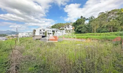 Terreno com 450m², à venda no bairro Das Capitais em Timbó-SC