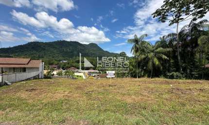Terreno à venda, 900m² no bairro Dona Clara em Timbó/SC