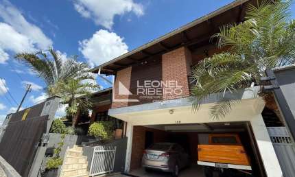 Casa com 3 dormitórios, 409,76 m² à venda no bairro Quintino em Timbó - SC