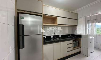 Apartamento com 2 dormitórios, 70 m² à venda no bairro Padre Martinho Stein em Timbó-SC