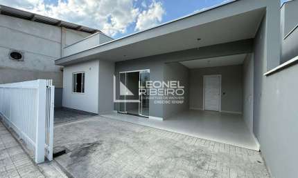 Casa com 2 dormitórios à venda, 75,35 m² no bairro Divinéia em Rio dos Cedros/SC