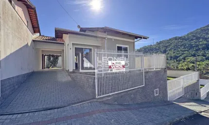 Casa com 3 dormitórios à venda, 74,76 m² no bairro São Roque em Timbó -SC