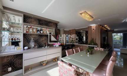 Apartamento com 3 dormitórios à venda, 102m² no bairro Quintino em Timbó/SC.