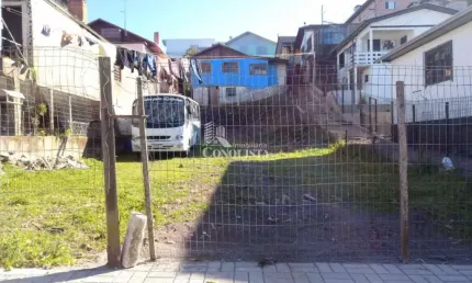 Terreno à venda na Rua Dionísio de Carli, 52, São Ciro, Caxias do Sul por R$ 270.000