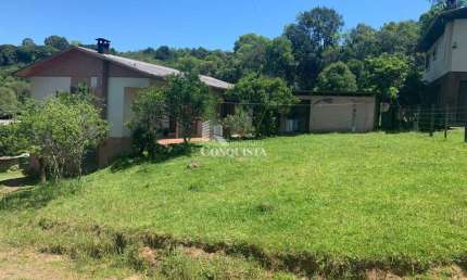 Chácara / sítio com 4 quartos à venda na Travessão Gavioli, 3030, Parada Cristal, Flores da Cunha por R$ 980.000