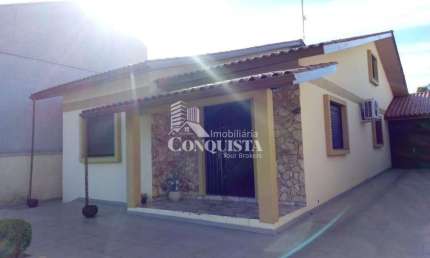 Casa com 3 quartos à venda na Rua Agnaldo Luís Boeira, 1094, Santo Antônio, Caxias do Sul por R$ 750.000