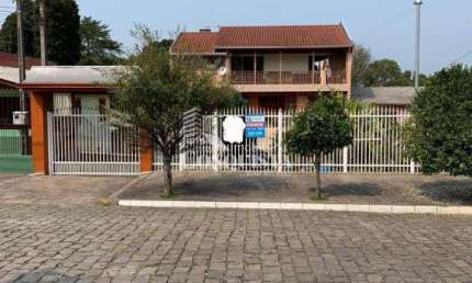 Casa com 5 quartos à venda na Avenida Orestes Albe, 69, Ana Rech, Caxias do Sul por R$ 1.000.000