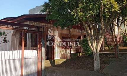 Casa com 3 quartos à venda na Rua Fábio Formolo, 1560, Jardim Iracema, Caxias do Sul por R$ 400.000