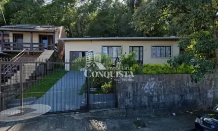 Casa com 3 quartos à venda na Avenida Serrano Santo Antônio, 32, Serrano, Caxias do Sul por R$ 650.000