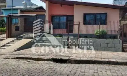 Casa com 3 quartos à venda na Rua João Monteiro, 190, Serrano, Caxias do Sul por R$ 530.000