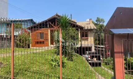 Casa com 3 quartos à venda na Rua Catulo da Paixão Cearense, 912, Presidente Vargas, Caxias do Sul por R$ 780.000