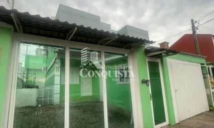 Casa com 2 quartos para alugar na Rua Alcides Sartor, 311, Ana Rech, Caxias do Sul por R$ 1.800