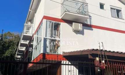 Casa com 2 quartos para alugar na Rua Pedro Perondi, 958, Ana Rech, Caxias do Sul por R$ 1.490