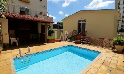Casa à venda, 6 quartos, 2 suítes, 3 vagas, Santo Antônio - Belo Horizonte/MG
