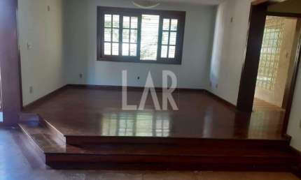 Casa à venda, 4 quartos, 1 suíte, 4 vagas, Esplanada - Belo Horizonte/MG