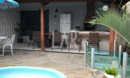 Casa à venda, 4 quartos, 2 suítes, 4 vagas, Santa Amélia - Belo Horizonte/MG